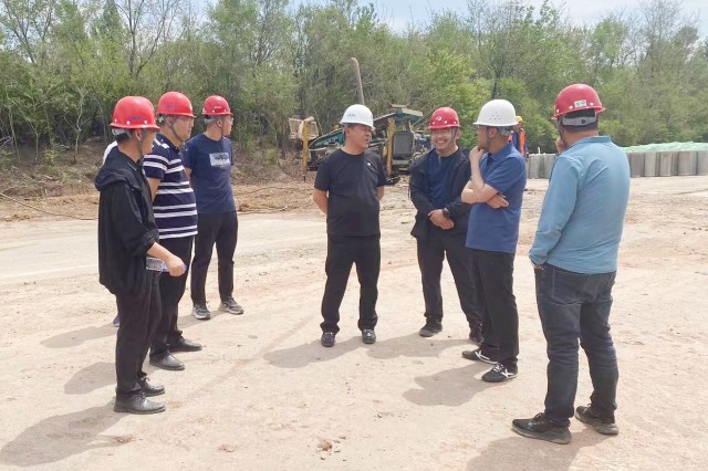 4.專班“拉網(wǎng)式”隱患排查.jpg 4.專班“拉網(wǎng)式”隱患排查.jpg